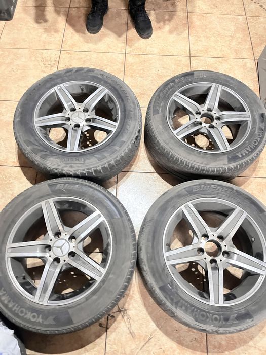 Резина с дисками 215/60/16