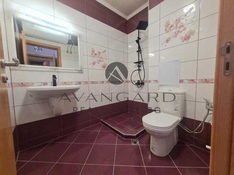 Продава се Тристаен апартамент в Пловдив, Кършияка - 121 кв.м за 1950 €/кв.м - Снимка #6