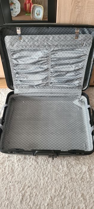 Bagaj de cală pentru călătorii.