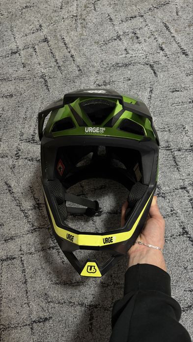 Casca de bicicleta Urge Pro Co.