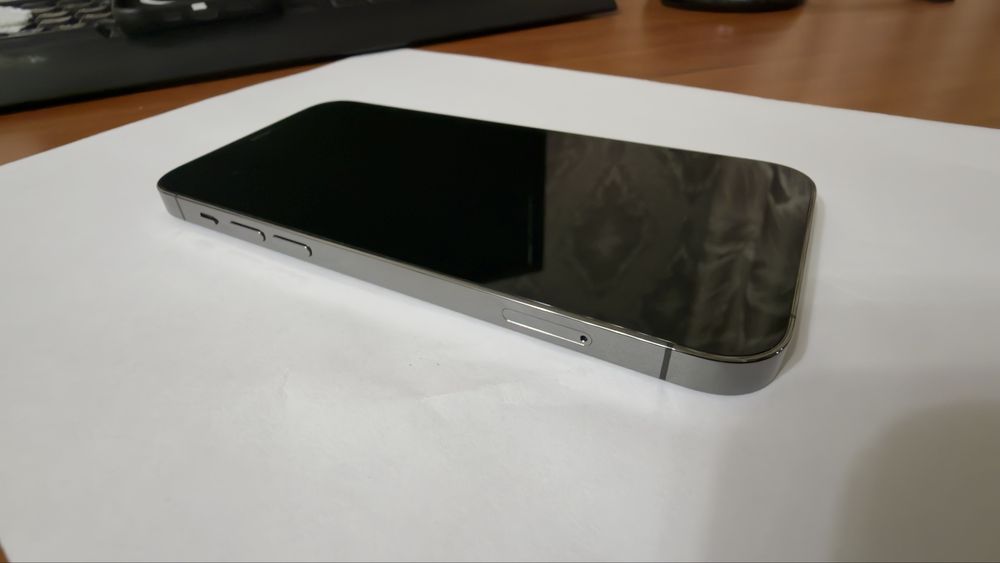 Продам iPhone 12 Pro 128GB