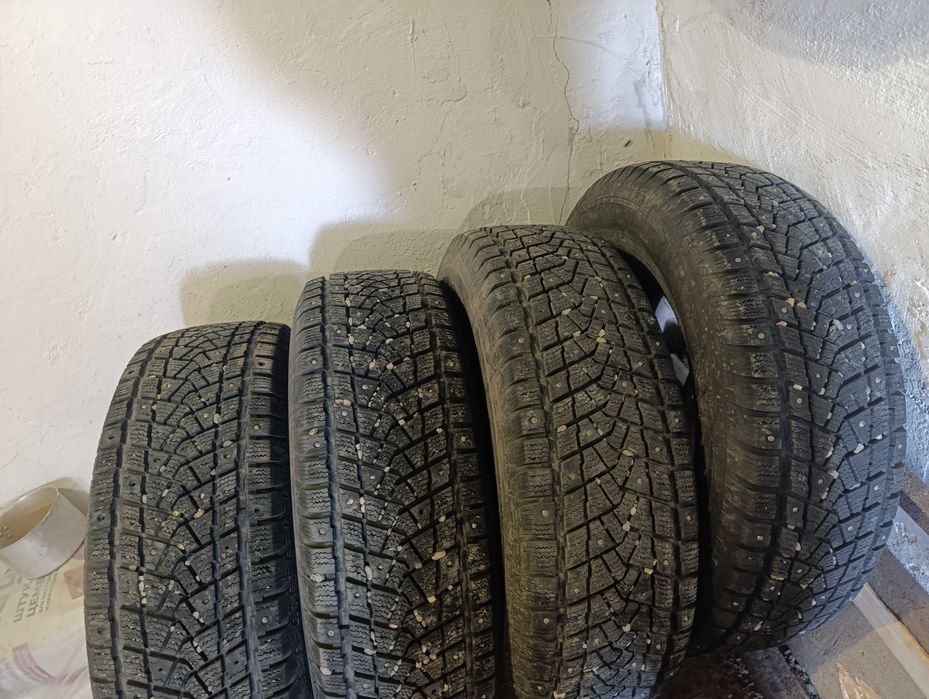 Автошина на Toyota RAV 4