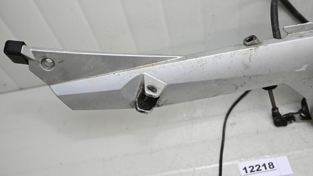 Suport Scarita Dreapta Pedala Cu Pompa Frana BMW R1200RT 2005 - 2009