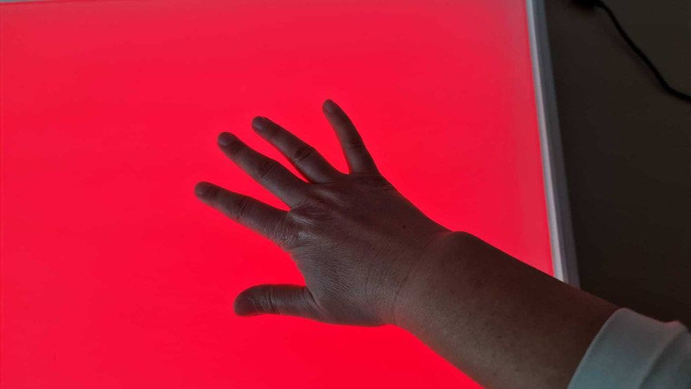 Tabla iluminata pentru desenat in nisip cu mai multe tipuri de lumina