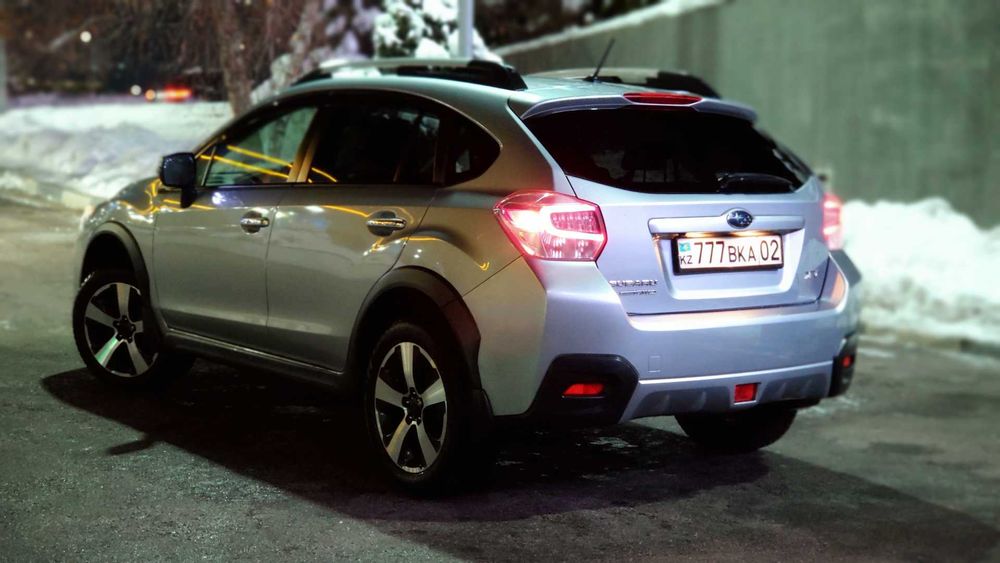 Заглушка заднего бампера Subaru