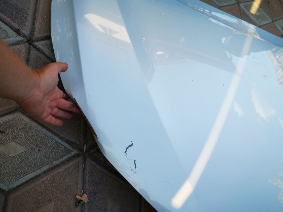 Bara spoiler grila centrala capota armatura Toyota corolla cross 2023