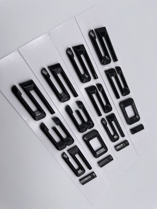 Emblema Motorizare BMW seria 5 benzina negru