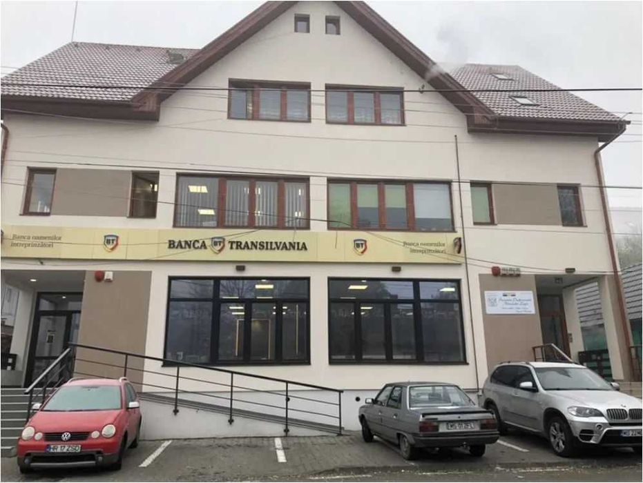 Birou, spatiu, sala,  etaj I. centru Sangeorgiu de Mures de inchiriat