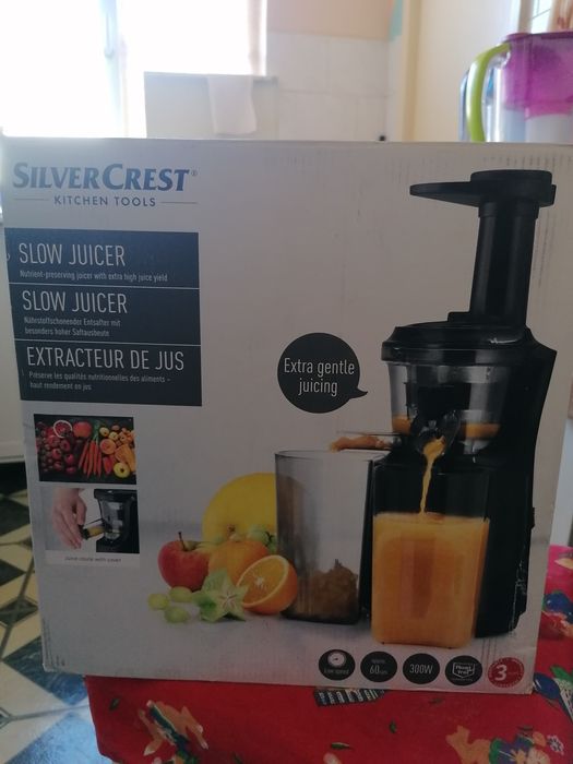 Storcator de fructe cu melc Silvercrest