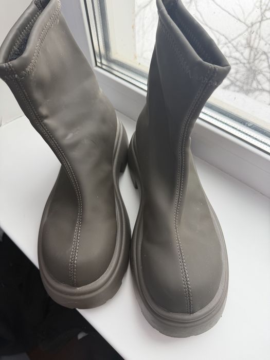 Продам ботинки демисизон