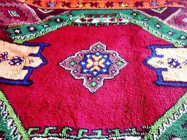 Китеници и покривало за спалня