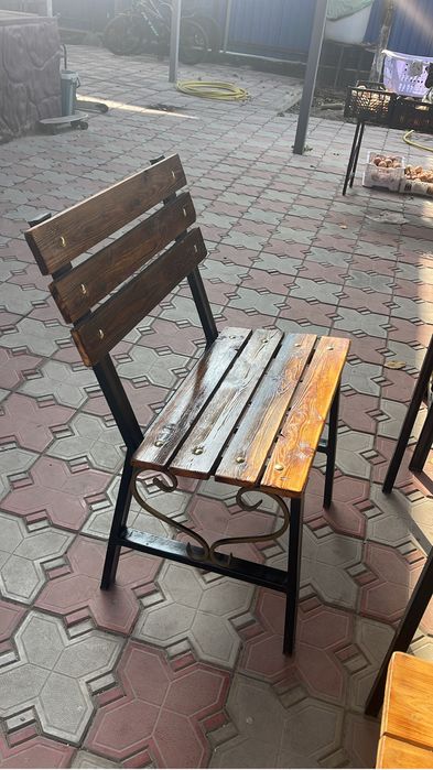 Скамейки и стол комплект