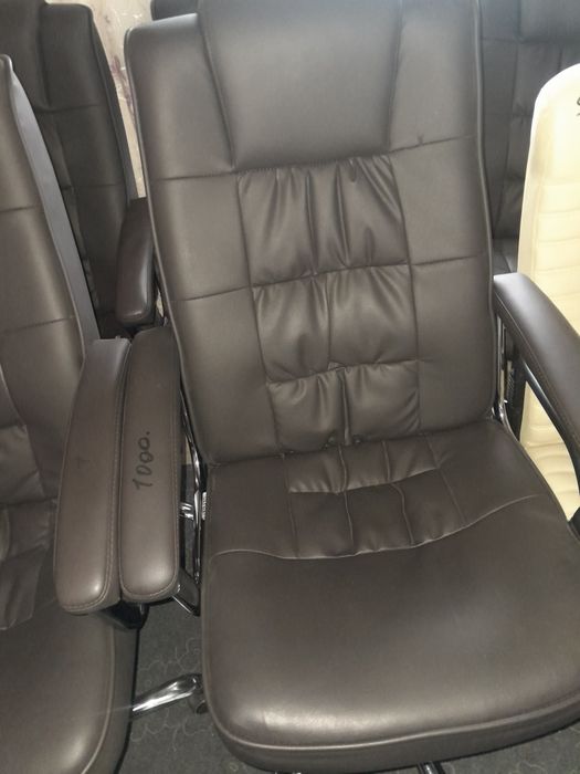 Кресло сотилади офисные