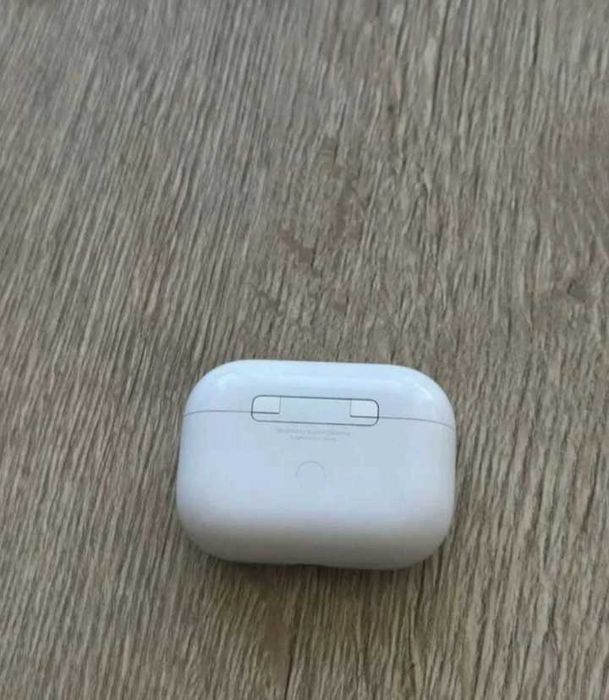 Срочно!Недорого продаю AirPods Pro