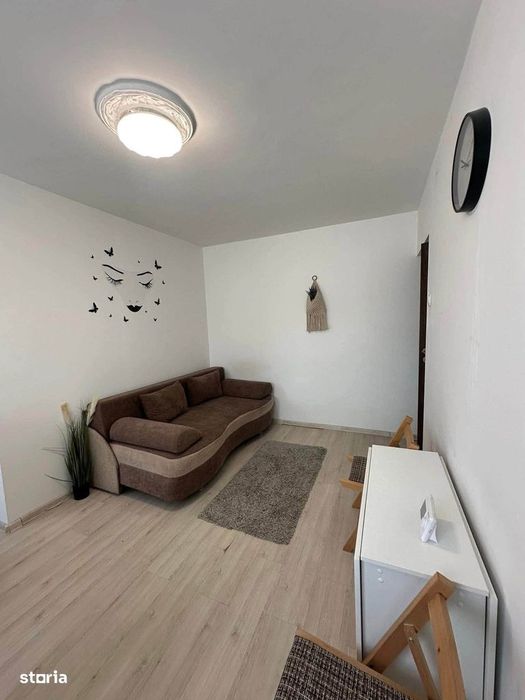 De inchiriat apartament  2 camere,mobilat si utilat,Pret 1100lei/luna
