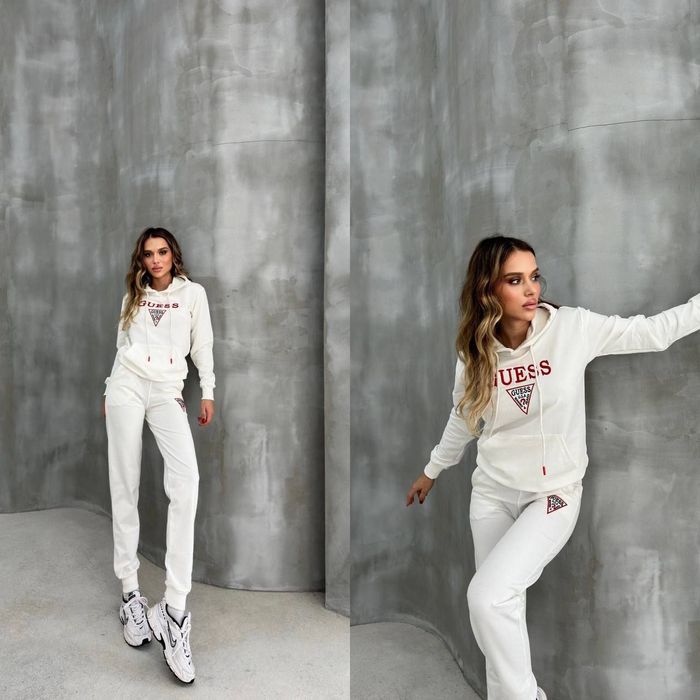 Trening damă din bumbac , guess 


Crem l Xl Xl Xl 

Roș