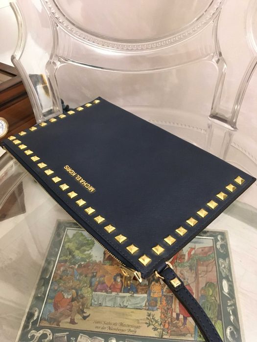 Michael Kors клъч естествена кожа