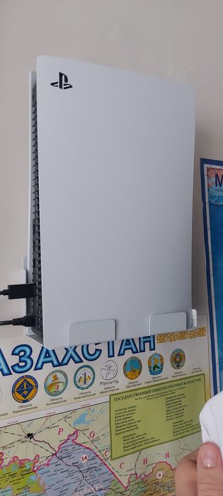 Sony PlayStation 5 игровая консоль