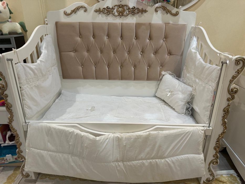 Луксозно бебешко легло