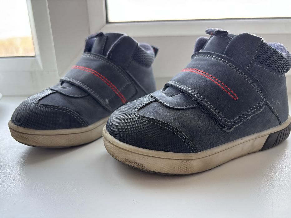 Ботинки детские 25 размера