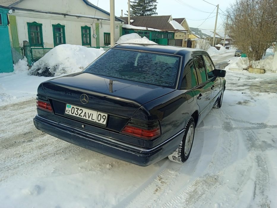 Продам или обменяю мерс 124