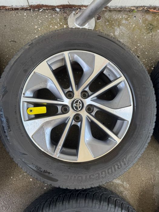 Оригинални джанти за Toyota Rav4 / Тойота Рав4 17" 5x114,3