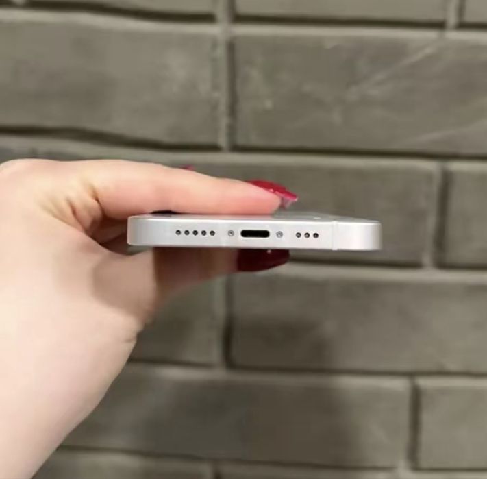 iPhone 14,емкость:80,128гб