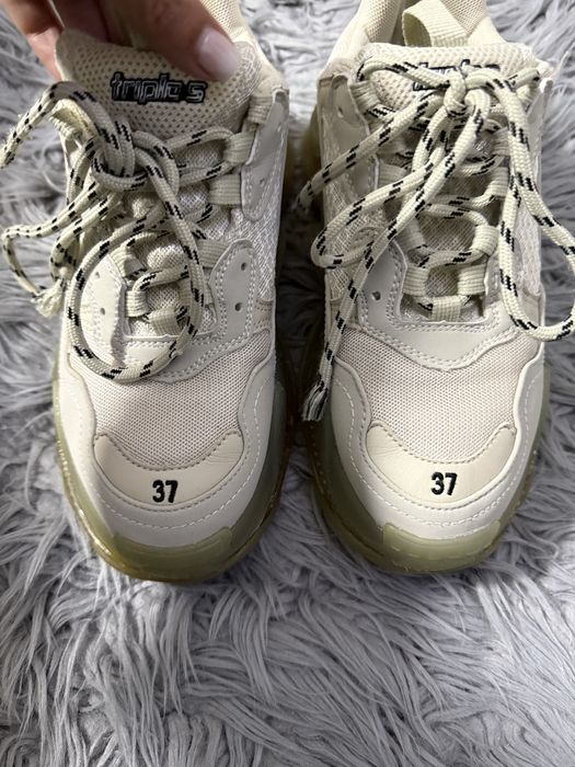 Balenciaga triple s 37
