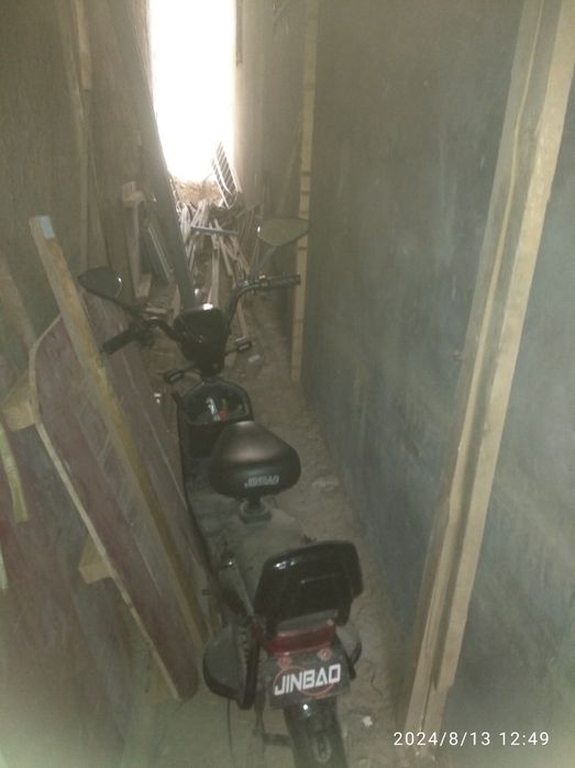 Skuter sotiladi akumlatir joyida abmen noʻrm velika