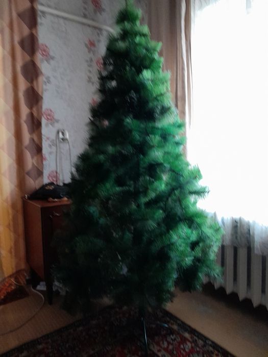 Ёлки искусственные