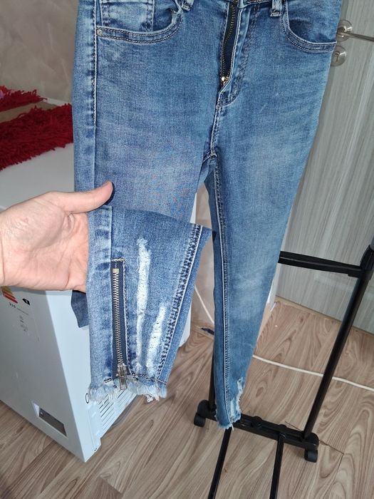 Blugi dama marimea 32