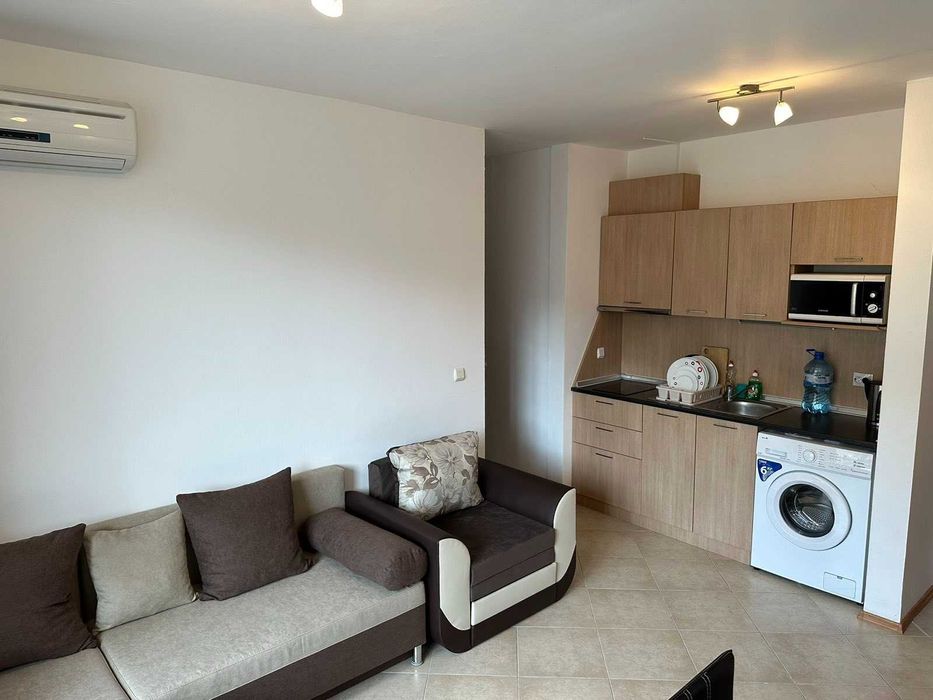 Дава се под наем Двустаен апартамент в к.к. Слънчев бряг - 60 кв.м за 225 € - Снимка #13