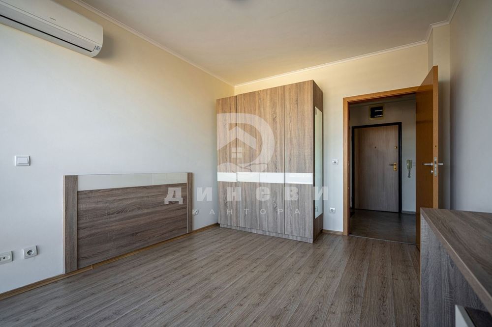 Тристаен апартамент в Кършияка