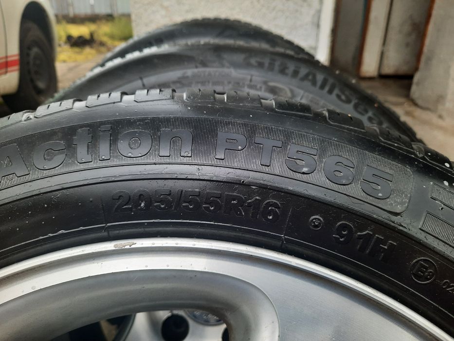 Гуми с джанти Mercedes 205/55/16