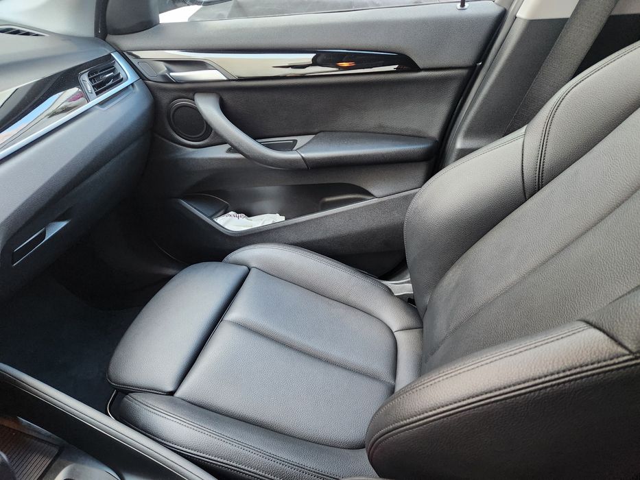 BMW X1 ,190 CP Heads-up