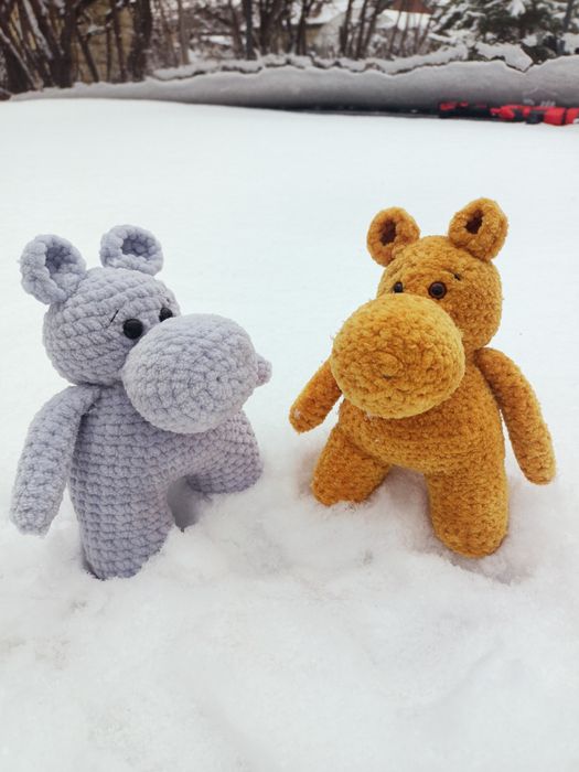 вязаный бегимотик