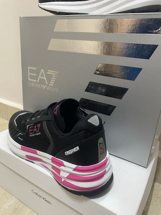 Дамски маратонки Emporio Armani EA7 38 номер