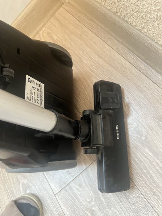 Пылесос Philips рабочий