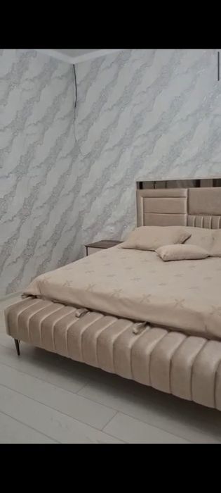 Продам спальный гарнитур