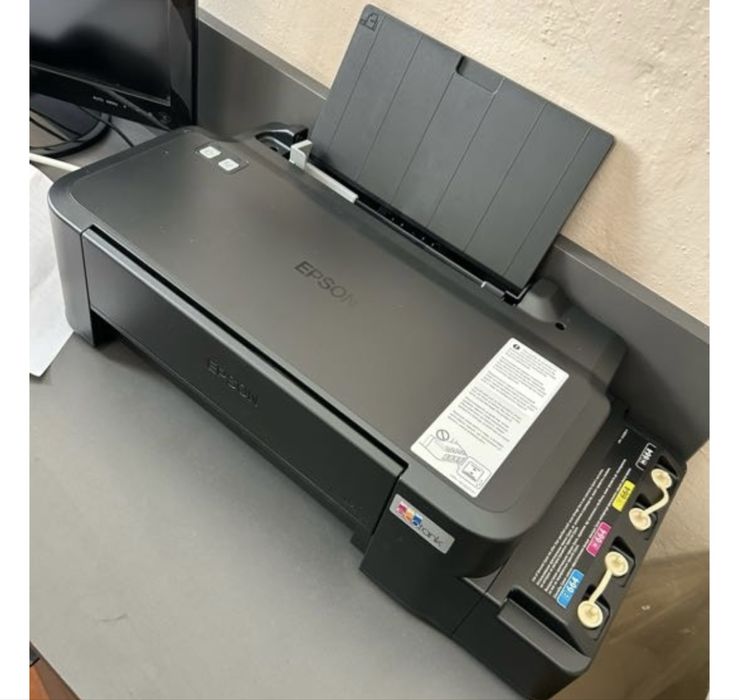 Цветной принтер Epson