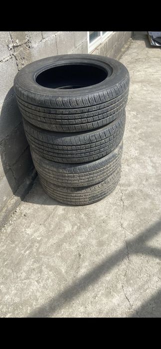 Авто шины почти новый