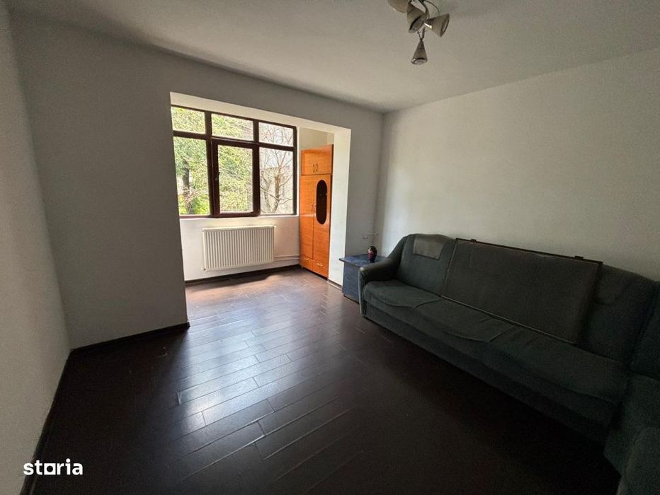 Apartament cu 2 camere, 38 mp, zona Vest