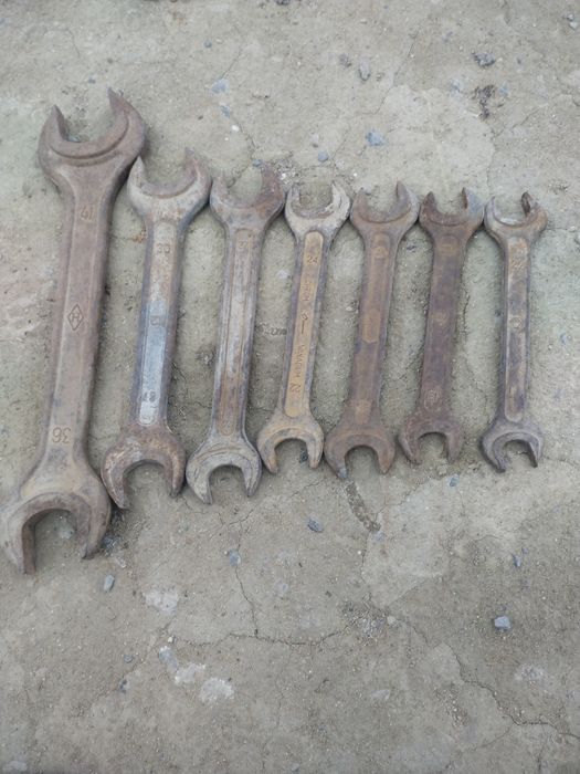 Совковый лопата сатылады таза.