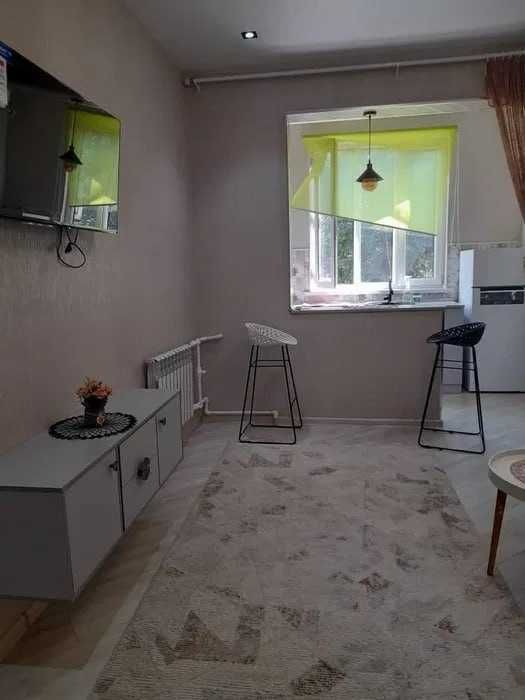 Сдаётся квартира ор-р Метро Новза 2-ком/2/4 ро-н Чиланзар-5 кв