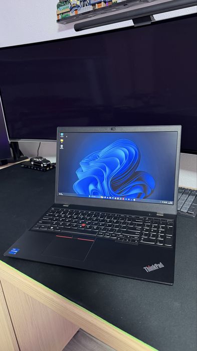 Laptop Lenovo ThinkPad L15 Gen2 i5/16GB/256GB nVME