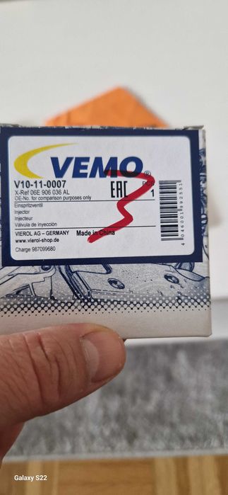 4 бр. нови бензинови инжектори VEMO V10-11-0007 – Audi / VW 3.0 TFSI / TSI