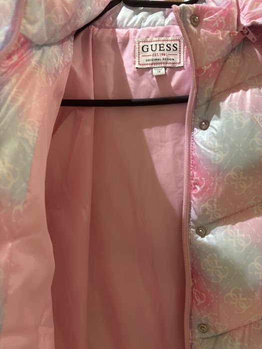 Оригинално Зимно яке Guess