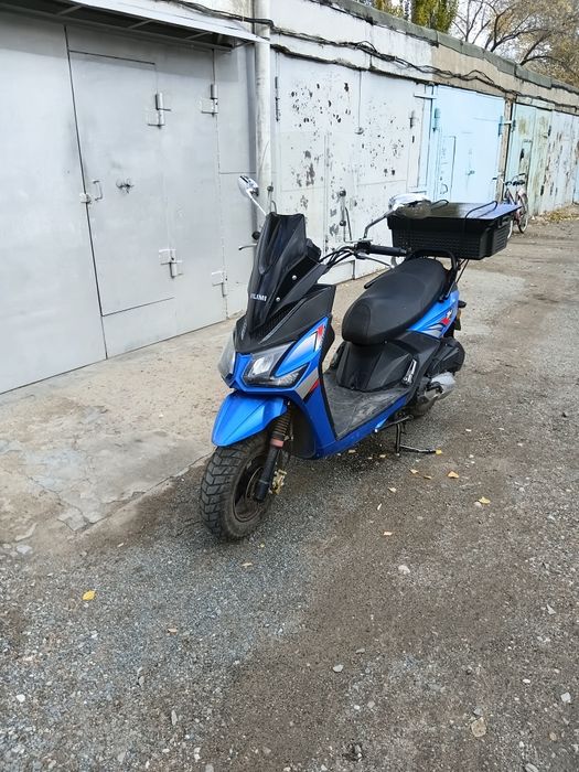 Продам скутер Velimi