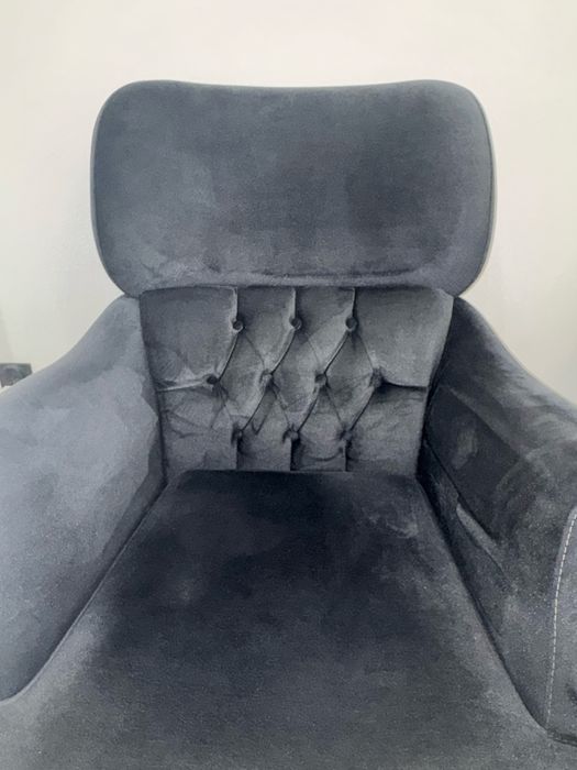 Кресло для гостиной