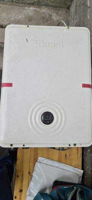Котел Rinnai на запчасти в рабочем состоянии